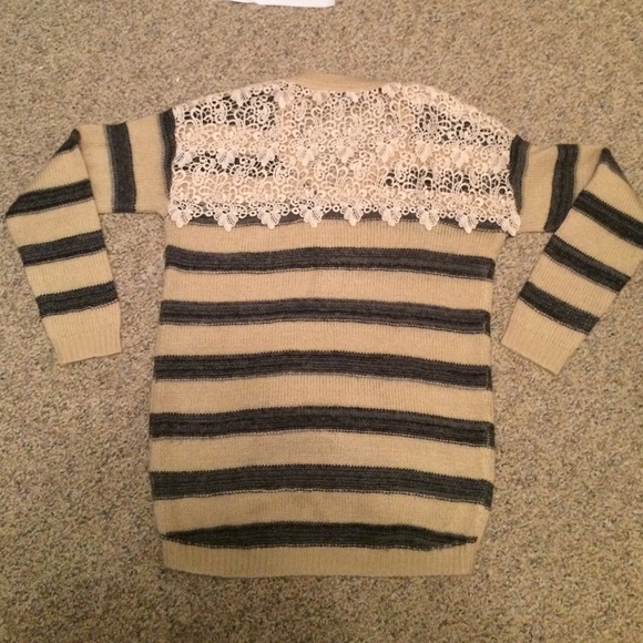 Oversized Striped, laced Sweater