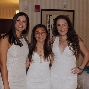 Meet your Posher, Abbey