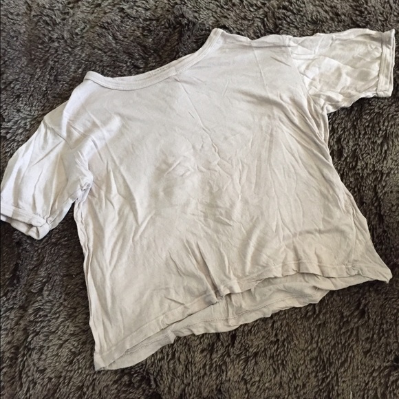 Brandy Melville-John Galt cropped tee