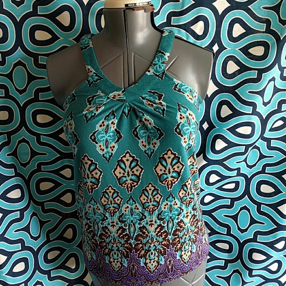 Turquoise tank with purple hem