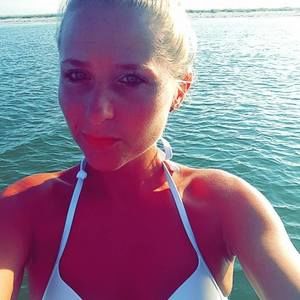 Meet your Posher, Alecia