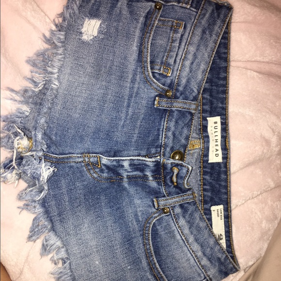 Size:3 bullhead low rise shorts