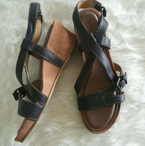 Naturalizer Paco Wedge - Picture 3 of 4