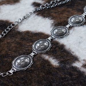 Medallion belt
