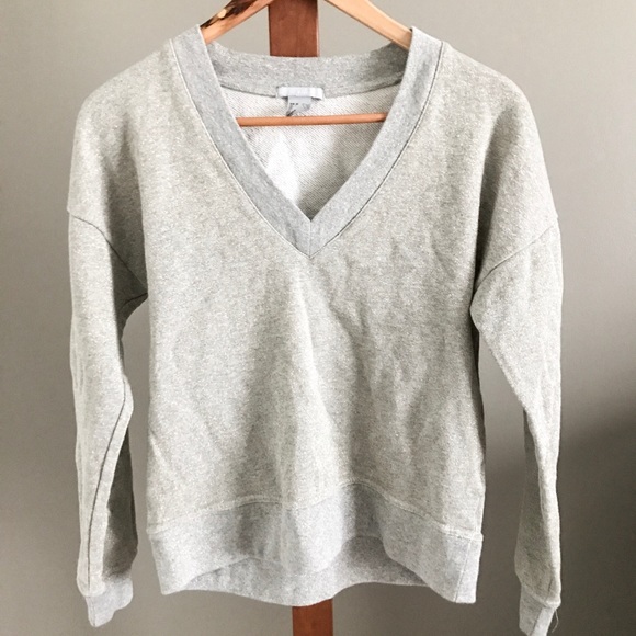 H&M Tops - ‼️$8‼️ H&M V-Neck Shimmer Sweatshirt
