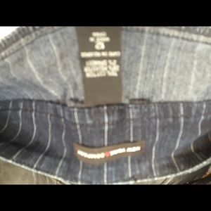 Jeans with small white stripes