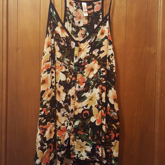 Floral tank