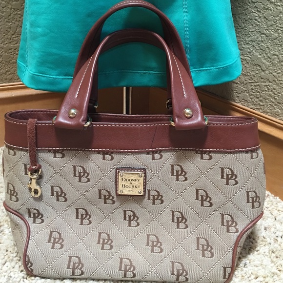Dooney & Bourke Handbags - Dooney & Bourke Handbag