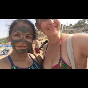 Meet your Posher, Ariana