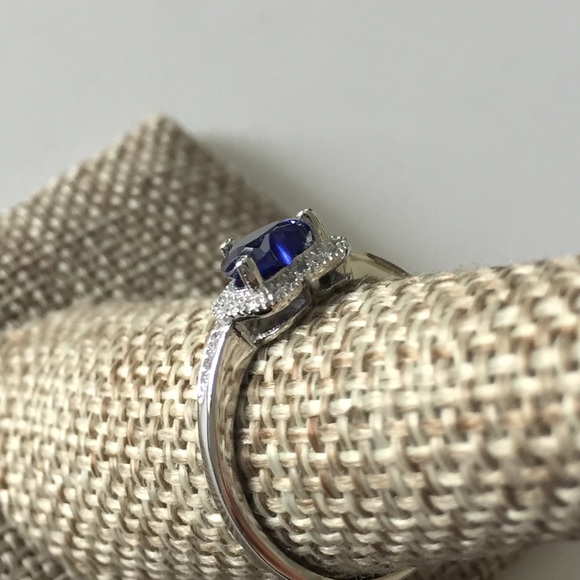 Beautiful Tanzanite Hear Ring with CZ Silver 925 - Picture 3 of 4