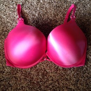 34DD Victoria's Secret Plunge Bra