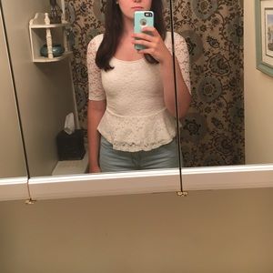 GARAGE WHITE PEPLUM BLOUSE