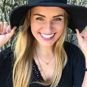 Meet your Posher, Haley adeline