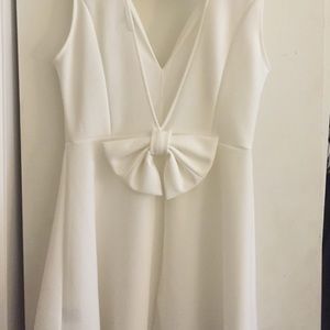 White bow dress