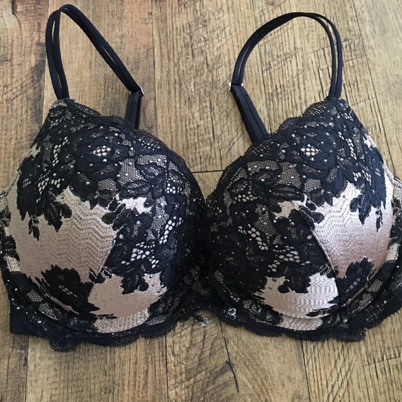Victoria's Secret push up bra