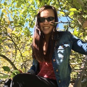 Meet your Posher, Sara