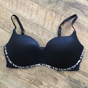 Victoria's Secret Black balconet push up bra