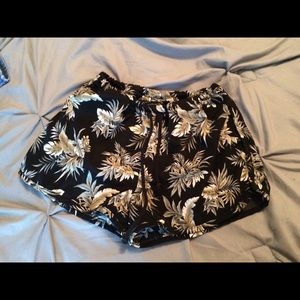 Palm tree shorts