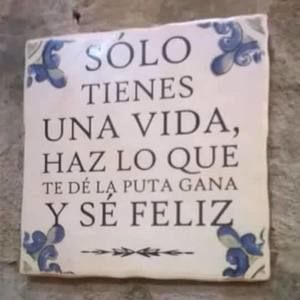 Meet your Posher, Dixicris