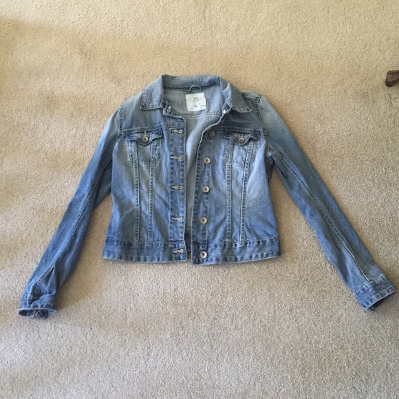 H&M women's jean jacket
