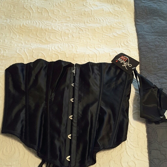 NWT Lovers lane edwardian corset/panty set size 38