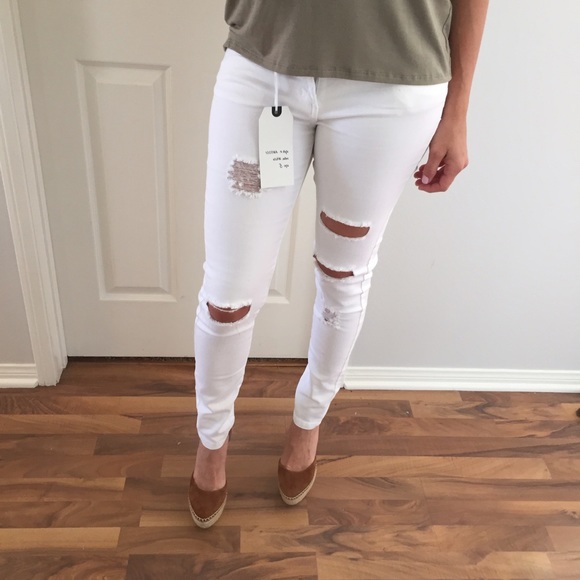 Denim - SOLD OUT | White distressed Skinny Jeans