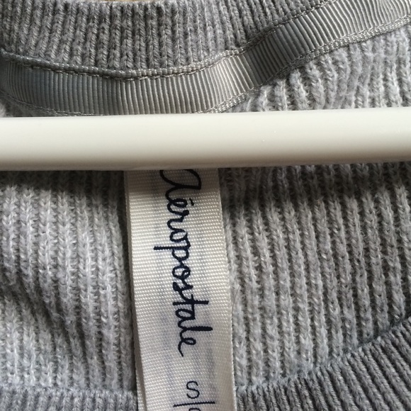 Aeropostale gray sweater - Picture 2 of 2