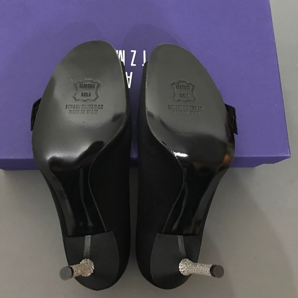 New in box Stuart weitzman glover black satin 6.5 - Picture 3 of 4
