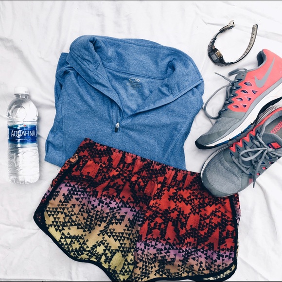 3/4 Zip Champion Running Top - Picture 6 of 8