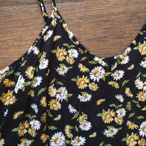 🌼Daisy🌼Tank🌼Top🌼 - Picture 3 of 3