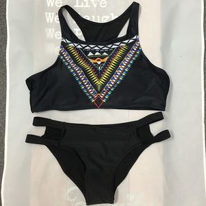 Tribal swimming suit 🎍🌺🌻