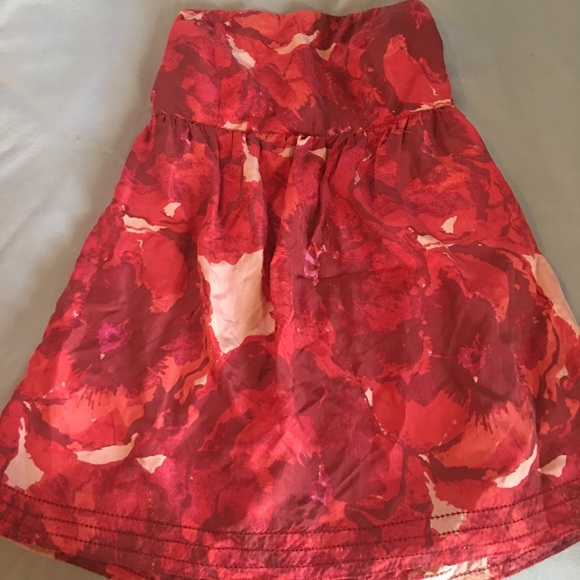 Banana republic strapless tank