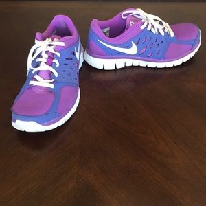 Nike shoes