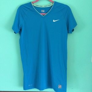 Nike XL Dri-fit top