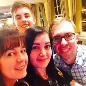 Meet your Posher, Toni