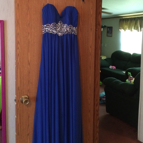 Prom Dress!!! - Picture 2 of 4