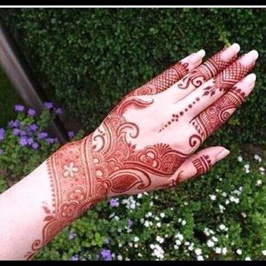 Meet your Posher, Ambreen