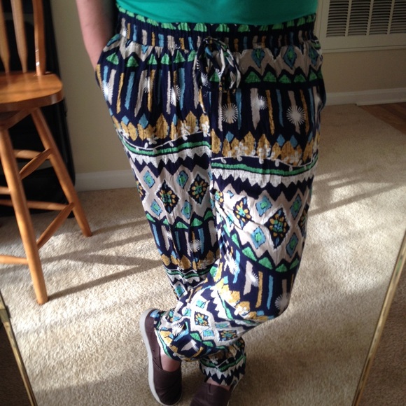 Aztec Jogger Pants - Picture 4 of 4