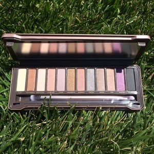 naked 2 urban decay palette
