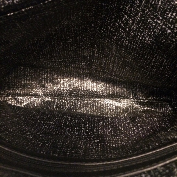 Cute adjustable strap bag - Picture 2 of 2