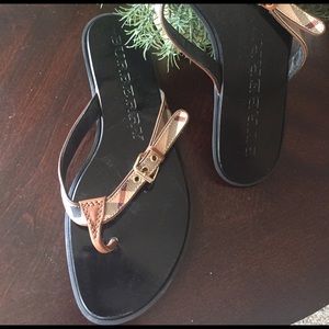 Buberry Thong Sandal