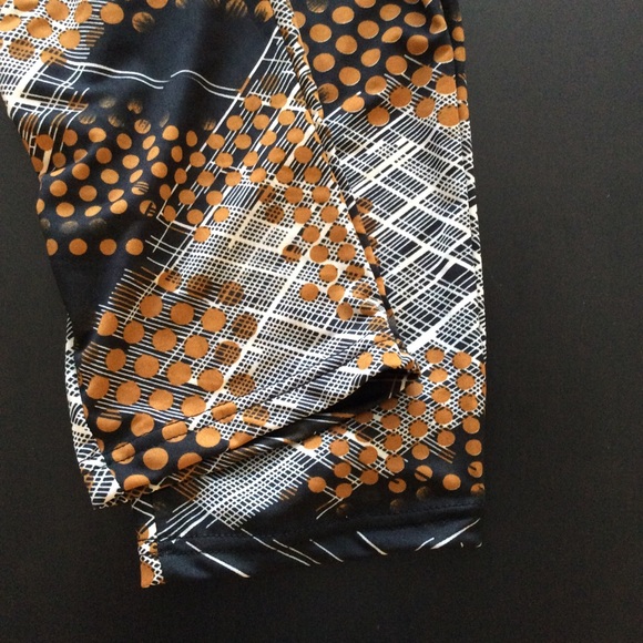 Abstract Loose Pants - Picture 3 of 4