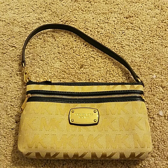 Michael Kors purse