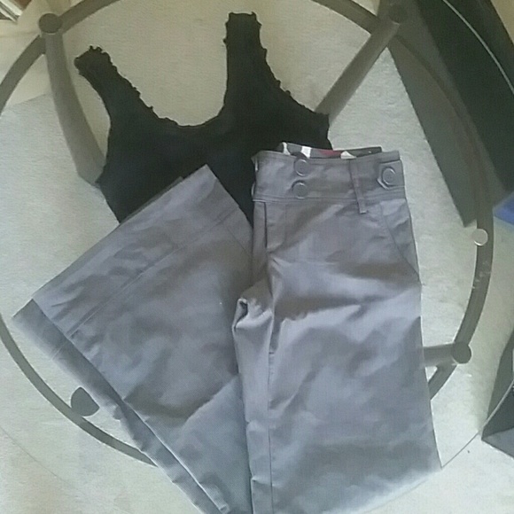 Gray pants with white pen strips - Picture 1 of 4