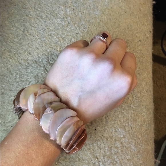 Seashell bracelet