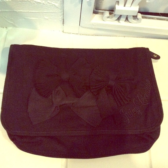 Juicy Couture clutch