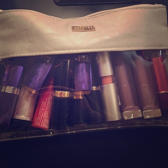 Bundle of 14 Lipsticks