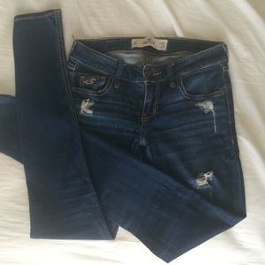 Dark wash distressed Hollister jeans
