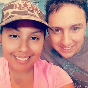 Meet your Posher, Iris