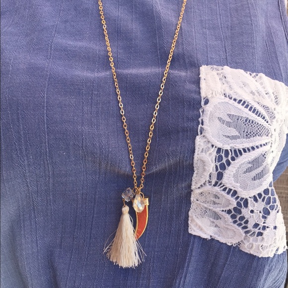 White tassel necklace